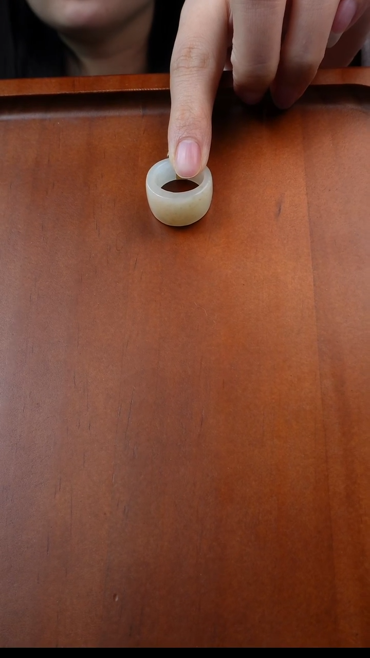 未镶嵌戒指和田玉幸****）17.2