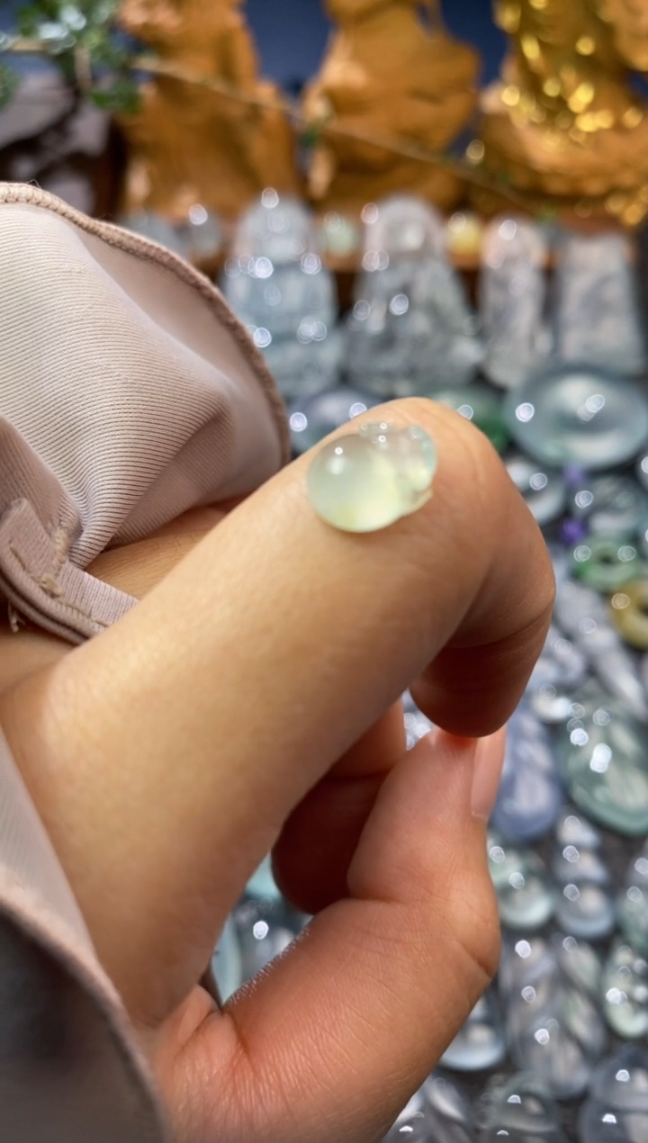 【闪购商品】定制翡翠未镶嵌貔貅9.7*7.8*4.3