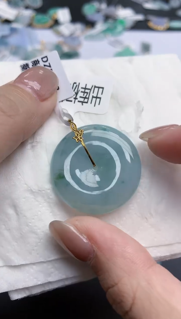 【闪购商品】翡翠颈饰18K金镶嵌天然缅甸翡翠A货