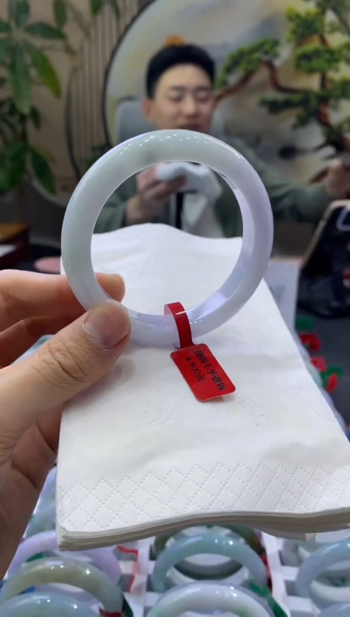 未镶嵌手镯翡翠8626