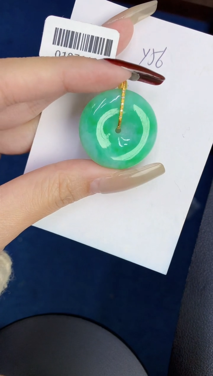 【闪购商品】翡翠颈饰18K金镶嵌00000000000