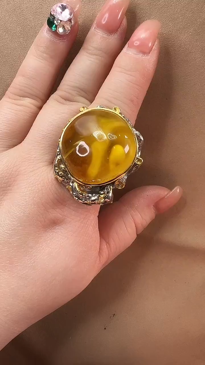 琥珀颈饰未镶嵌戒指