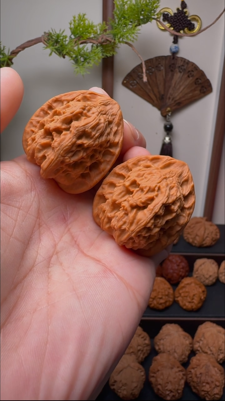 把件文玩核桃自****儿红狮子一对