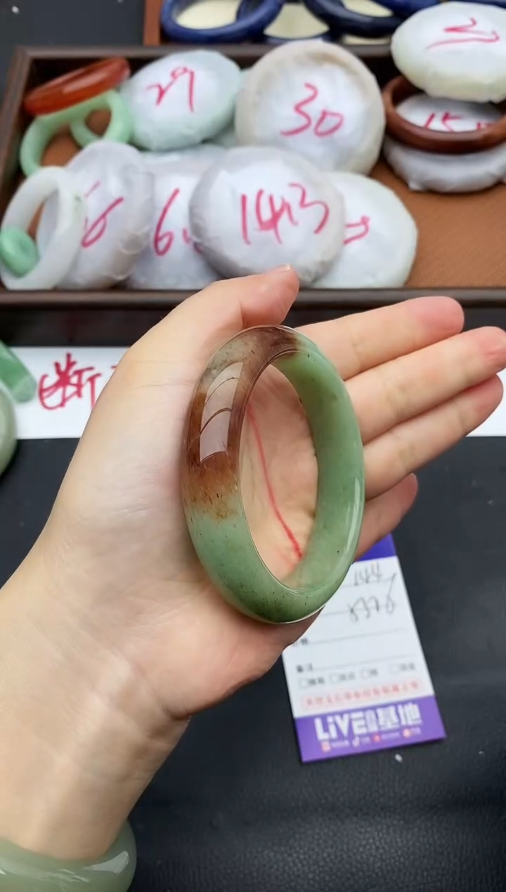 未镶嵌手镯石英质玉144+55/56