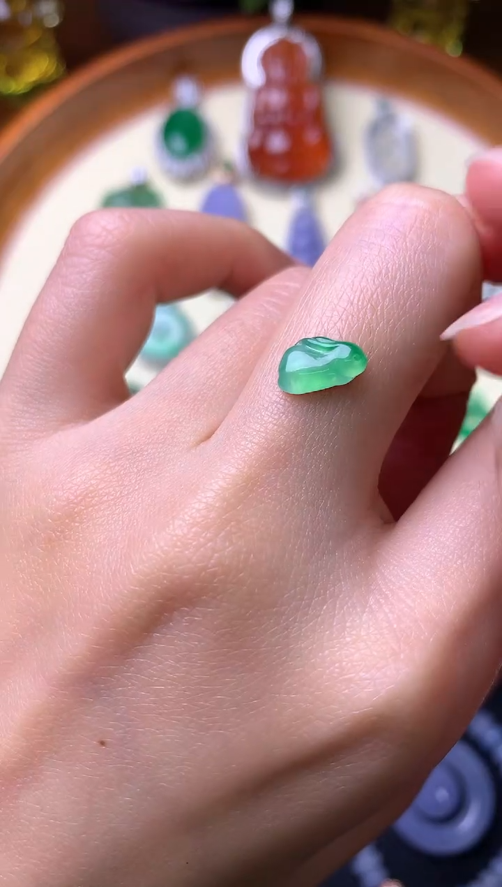 【闪购商品】定制翡翠未镶嵌裸石（镶嵌定制）