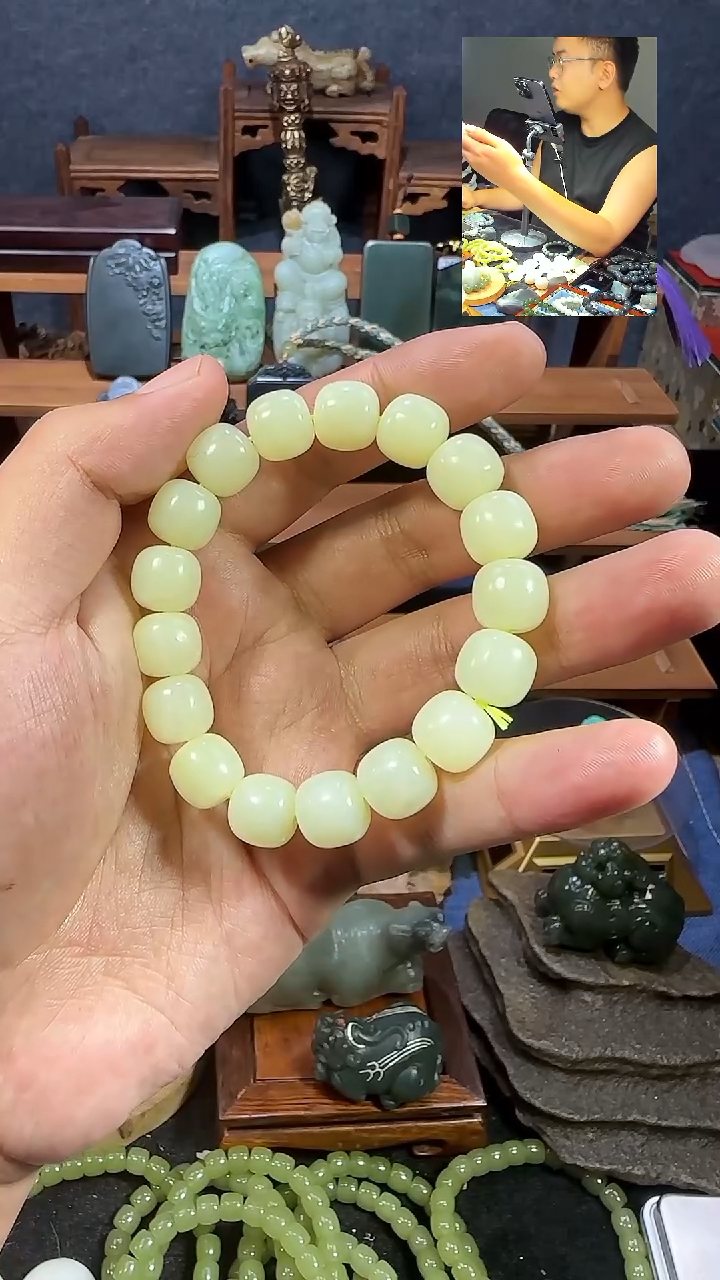 和田玉未镶嵌颈饰飘*1