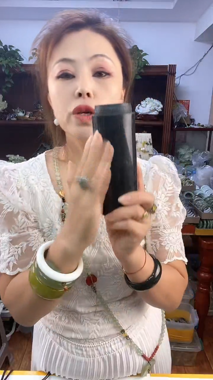 未镶嵌蛇纹石玉水杯多样性发货其中之一
