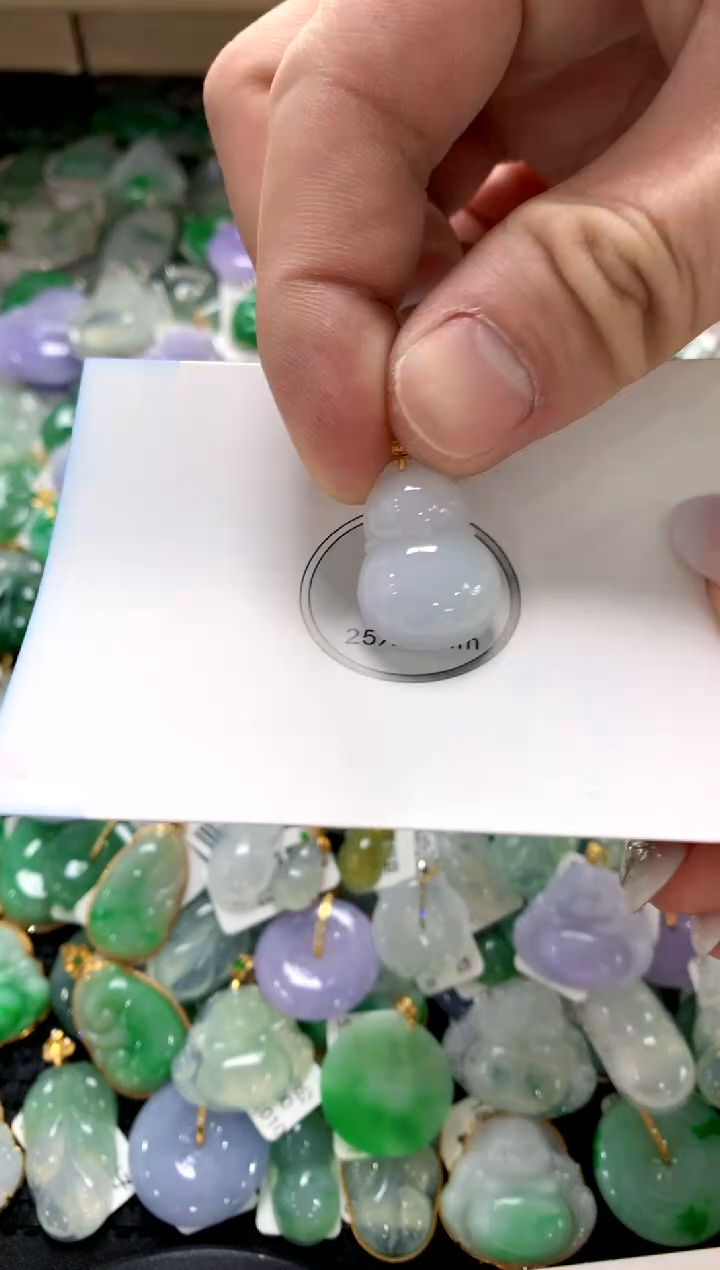 颈饰18K金镶嵌翡翠11111111111111111