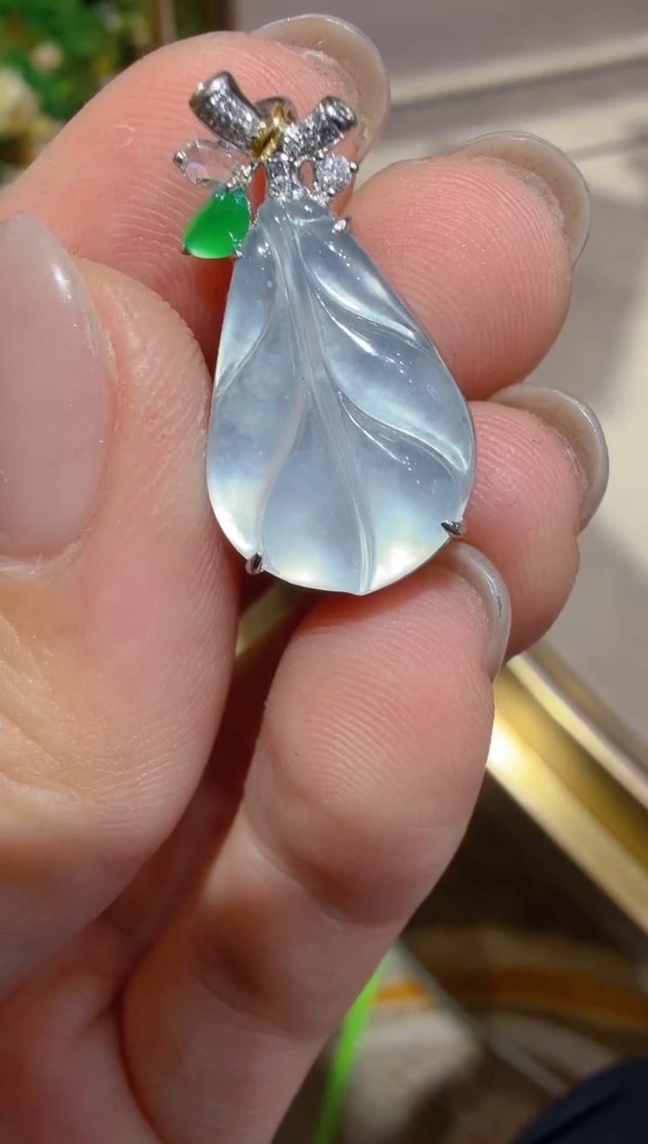 吊坠(不含链)18K金镶嵌翡翠多样性团购发一件