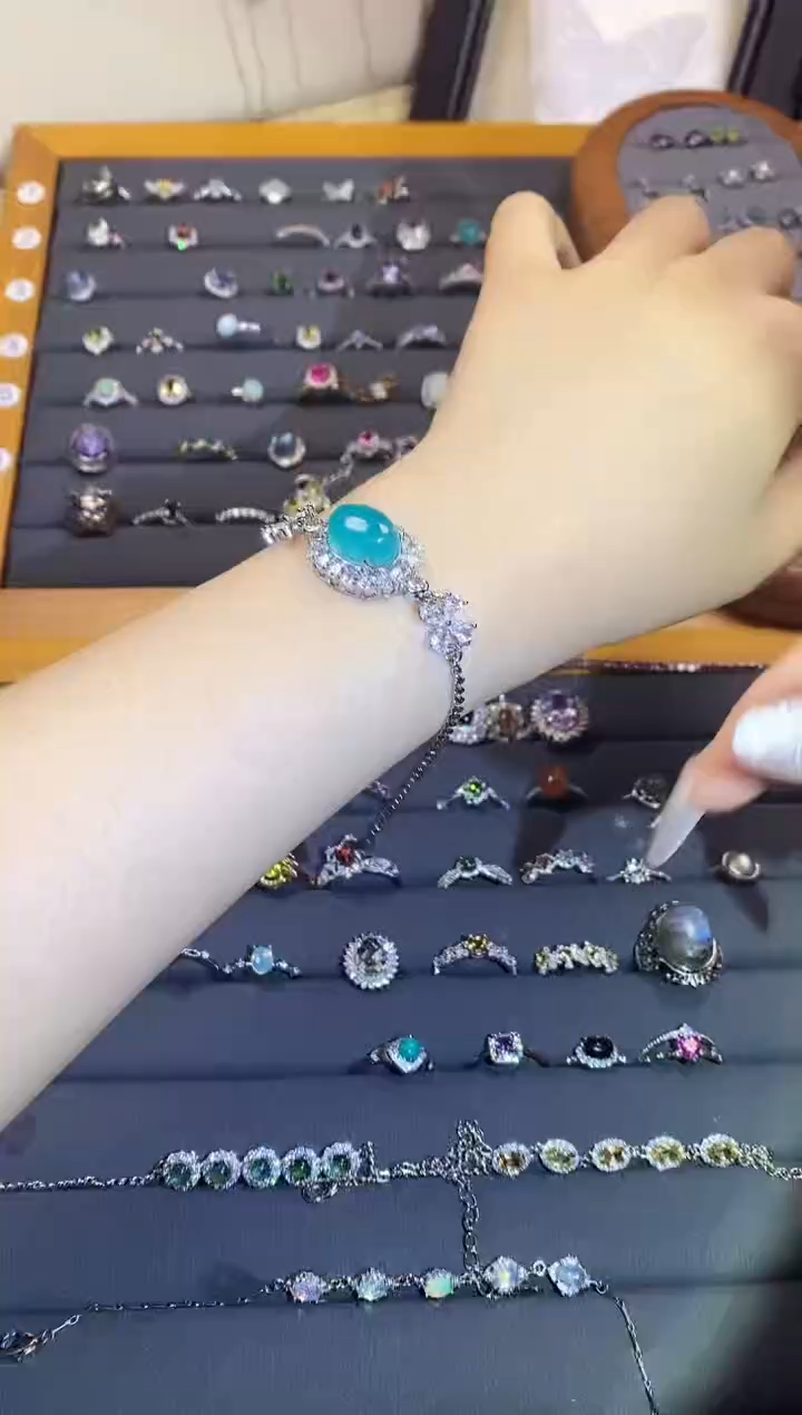 【闪购商品】水晶手链银S925镶嵌     