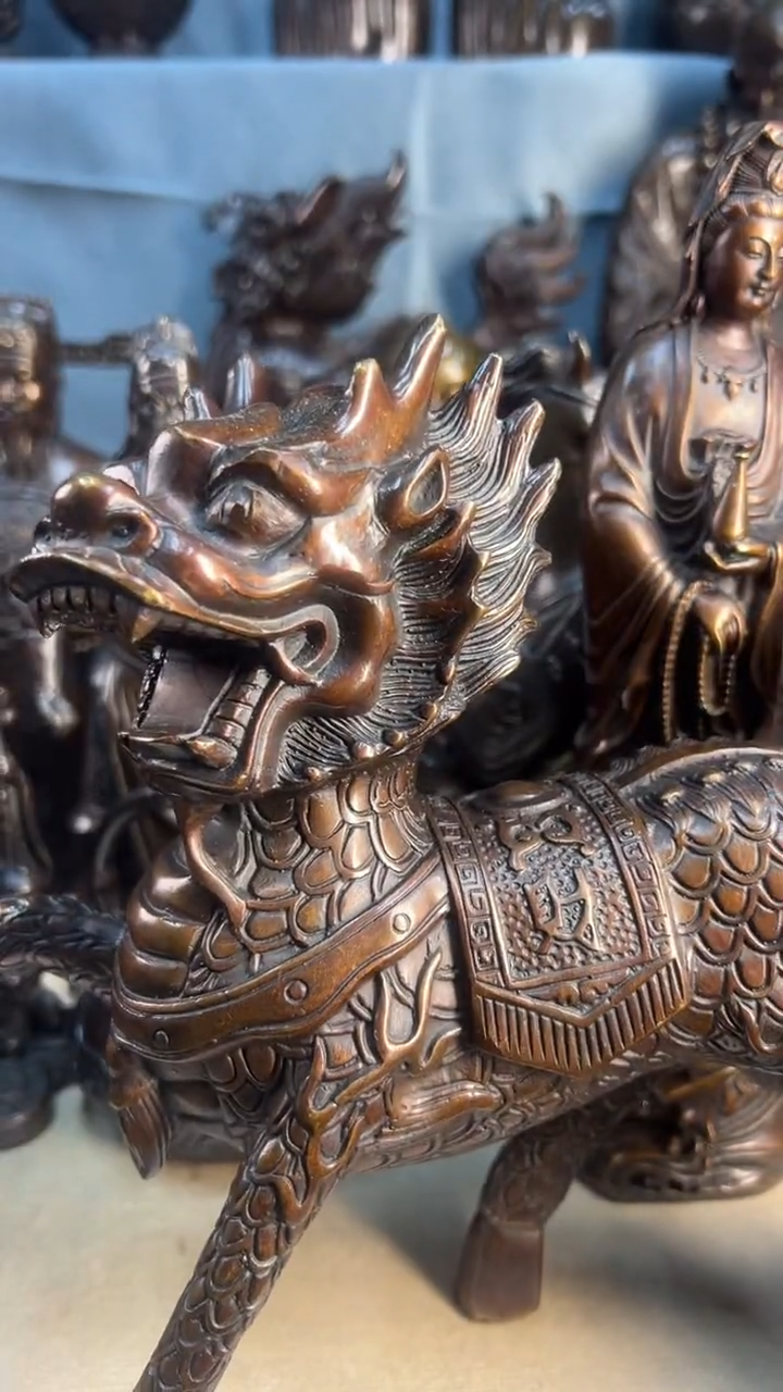 【闪购商品】1案台摆件  物品摆件