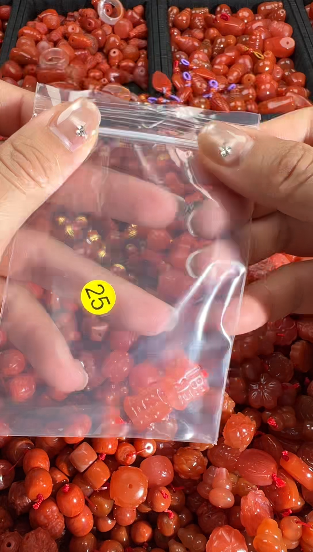 【闪购商品】南红玛瑙颈饰未镶嵌1