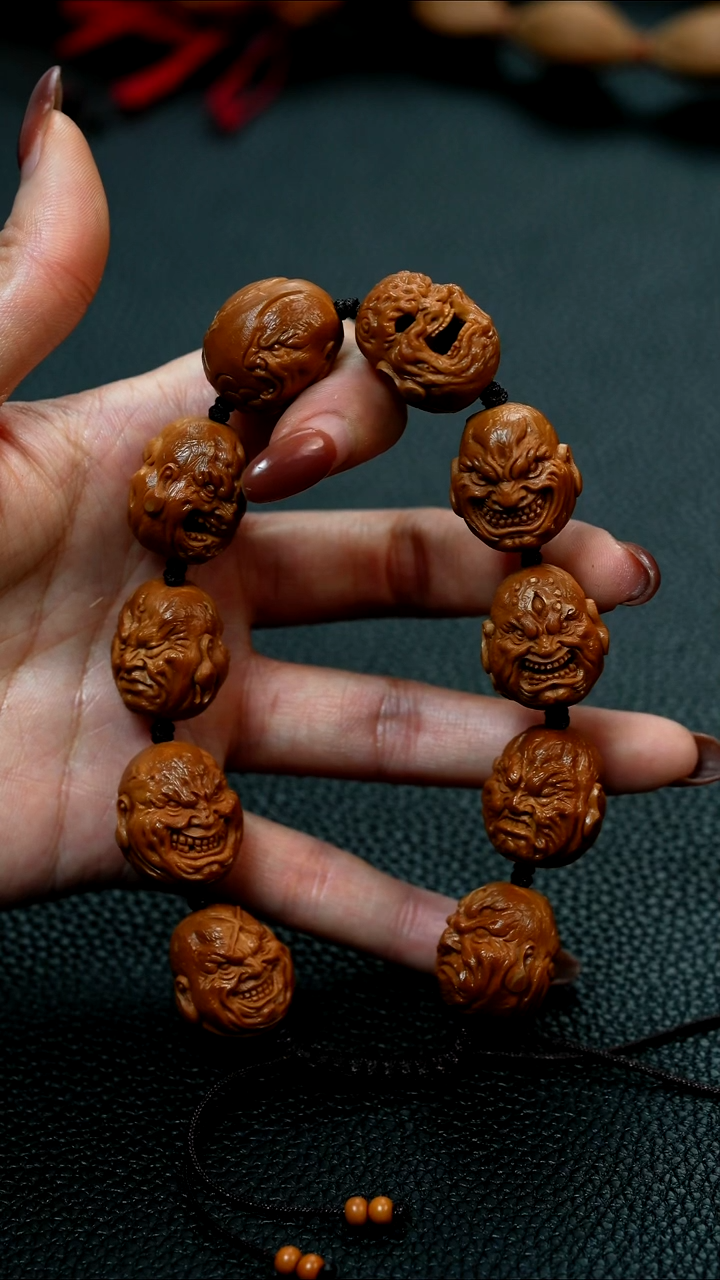 吊坠橄榄核环****饼ggggg