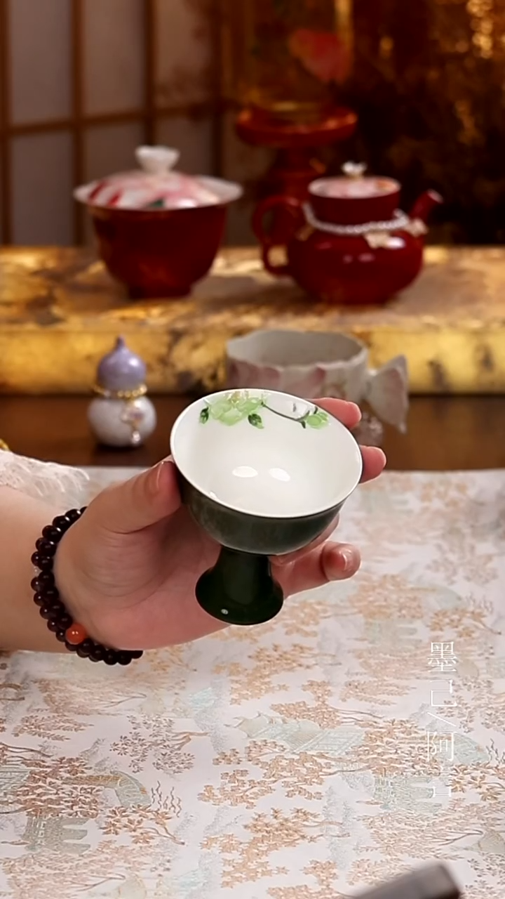 茶杯                              