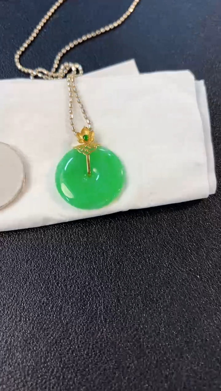 【闪购商品】翡翠吊坠(不含链)18K金镶嵌缅料A货/支持复检/一件