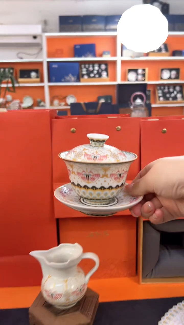 瓷片小乔闪电购产品