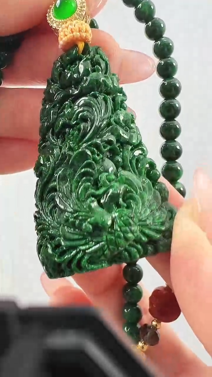 颈饰未镶嵌翡翠凤凰