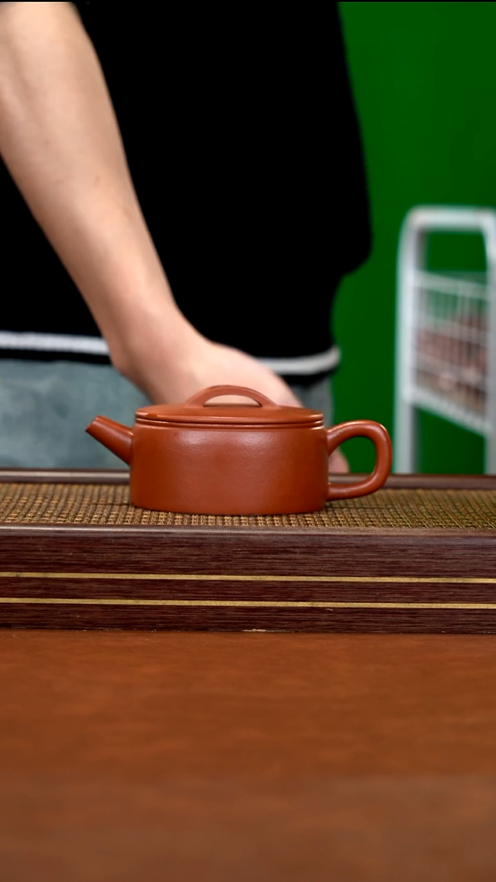 茶壶紫砂ZQ   老朱泥   汉瓦    260cc   全手工