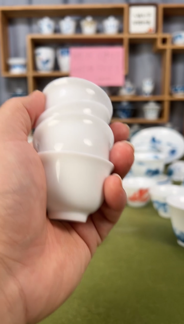 【闪购商品】冰种小美人杯4个         