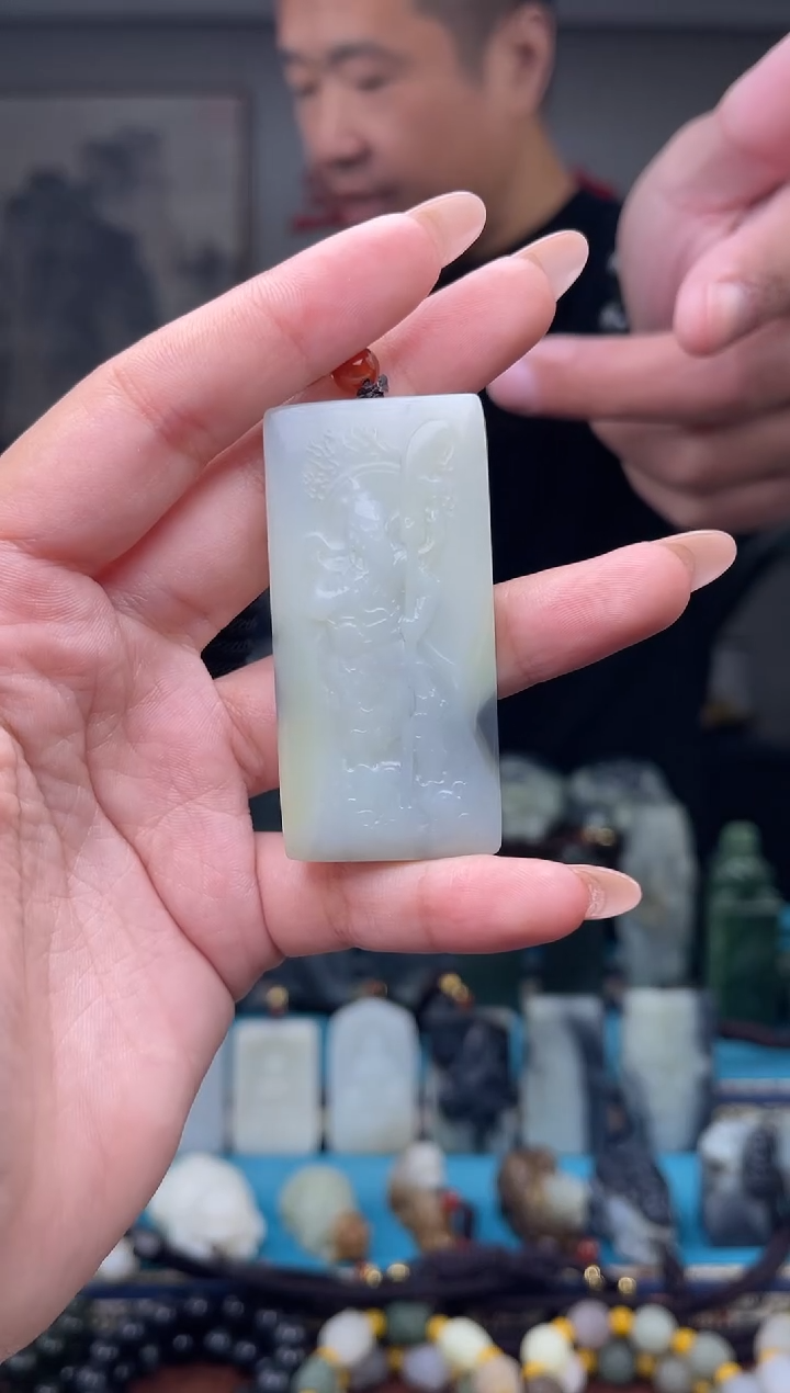 未镶嵌和田玉挂件1