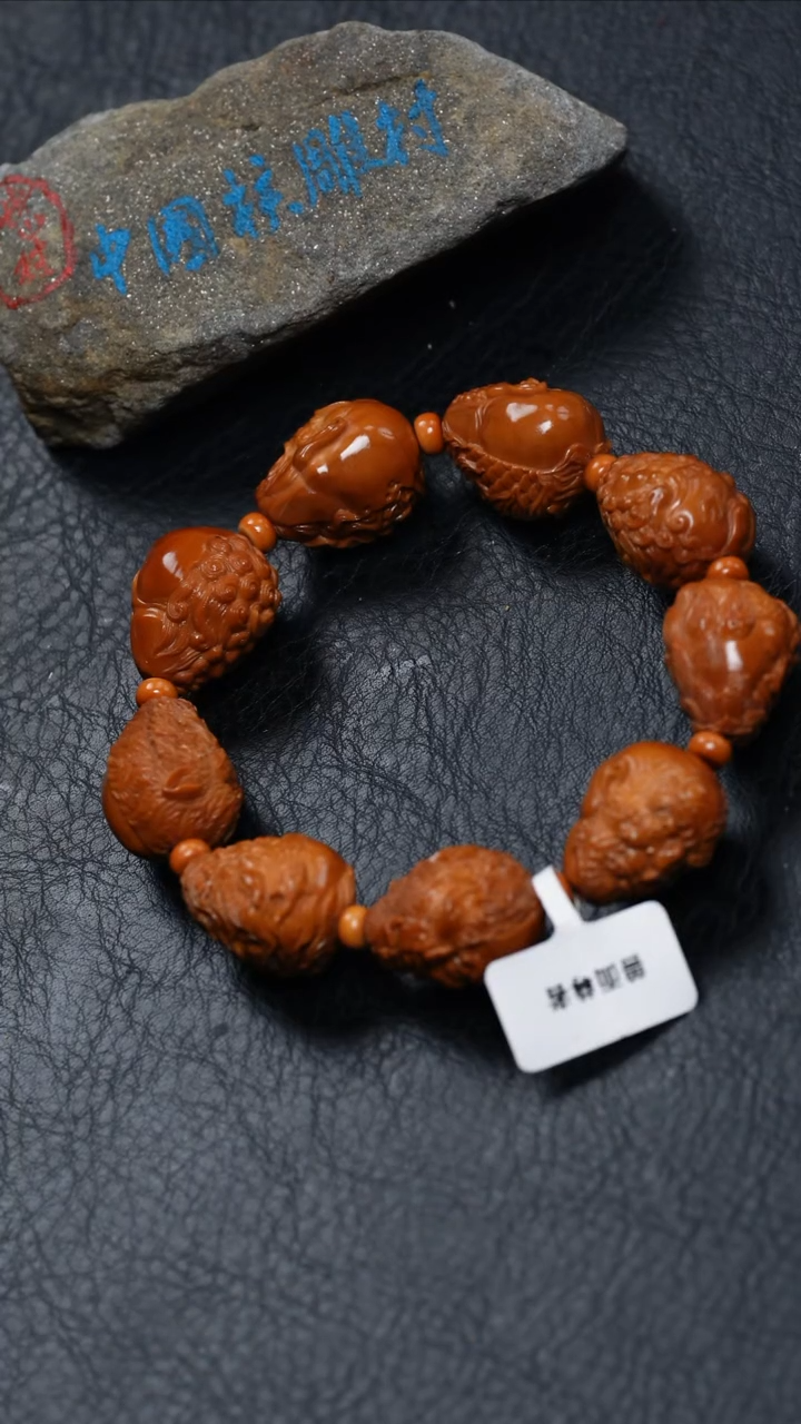 【闪购商品】橄榄核吊坠橄榄核