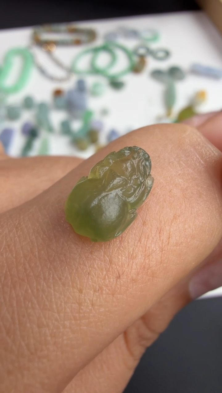 定制翡翠未镶嵌11.2*7.2*5.5貔貅1200+120