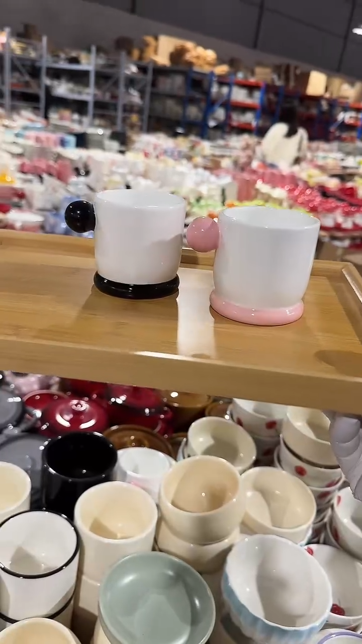 陶瓷2个小杯 微瑕凑满20元包邮