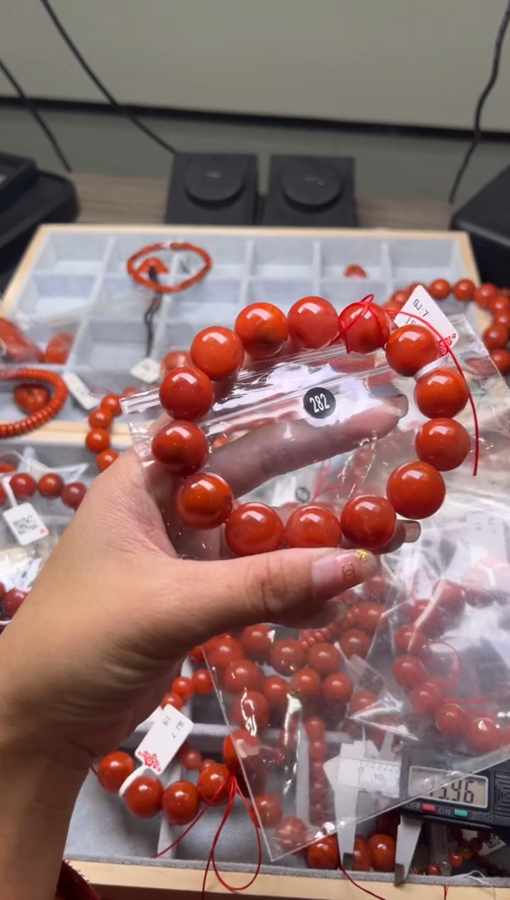 【闪购商品】南红玛瑙珠宝奇石未镶嵌282-16+