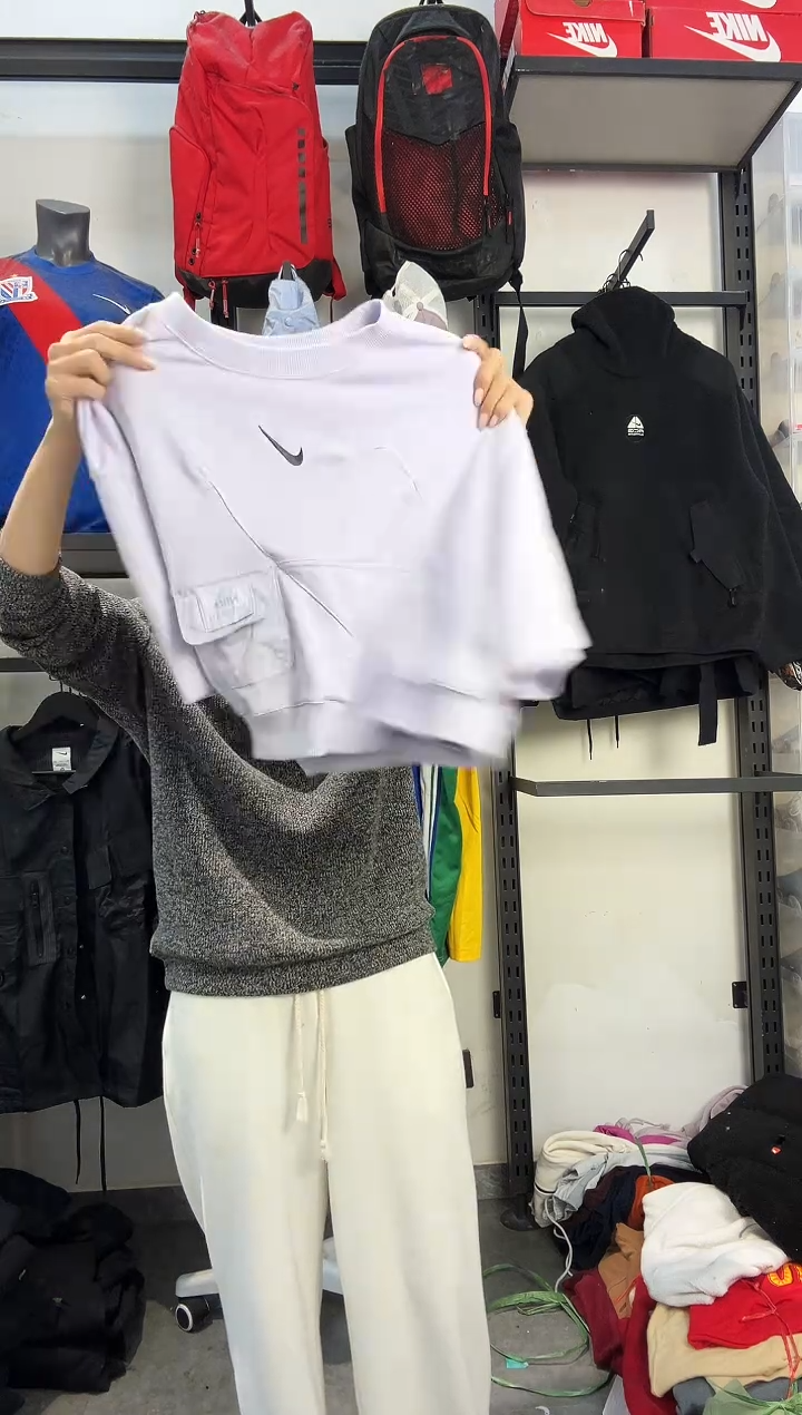 802编码 瑕疵款直播间过款为准 尺码