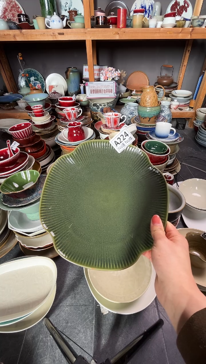 瓷片Y*a224翠绿色海棠盘微瑕