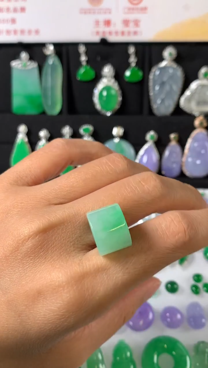 未镶嵌定制翡翠裸石（镶嵌定制）