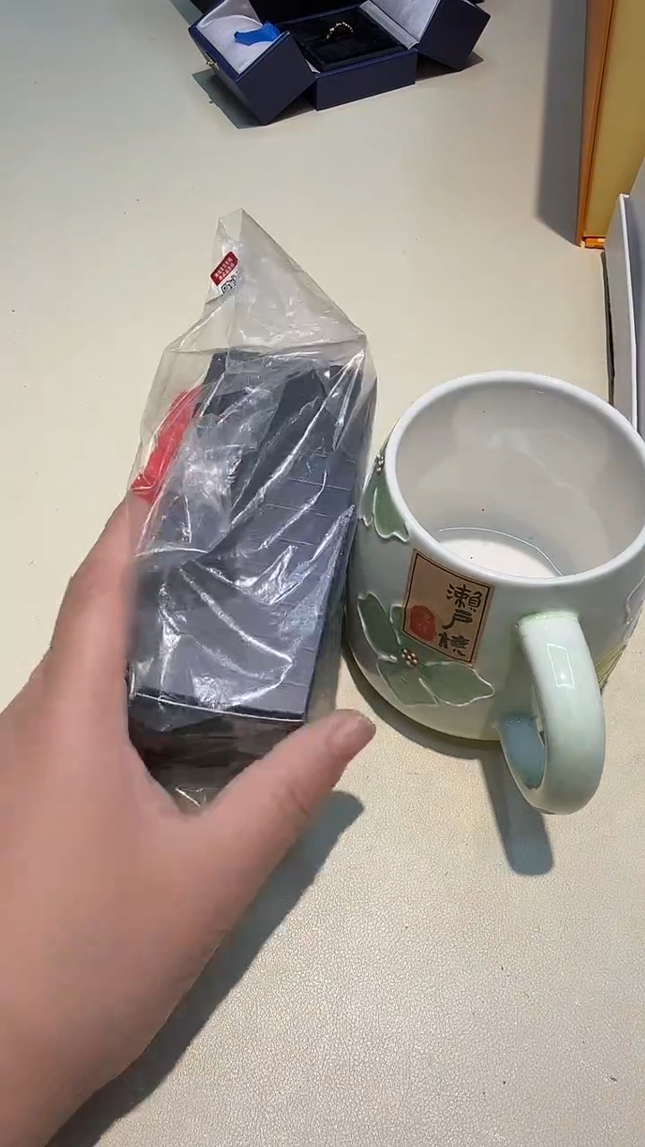 瓷片如图所示AAAAAAAAAAA119