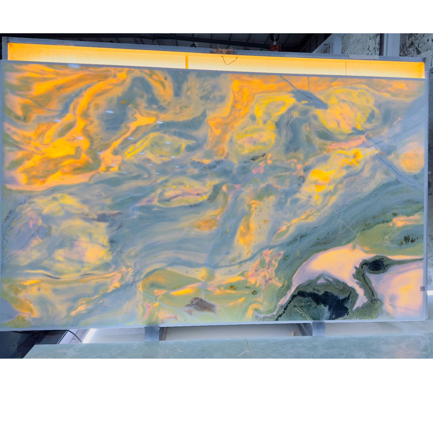 进口天然透光奢石马尔代夫绿