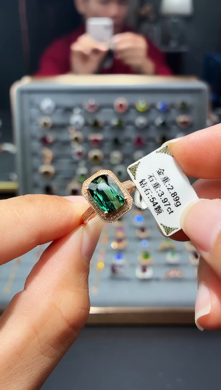 18K金镶嵌戒指碧玺3.97.