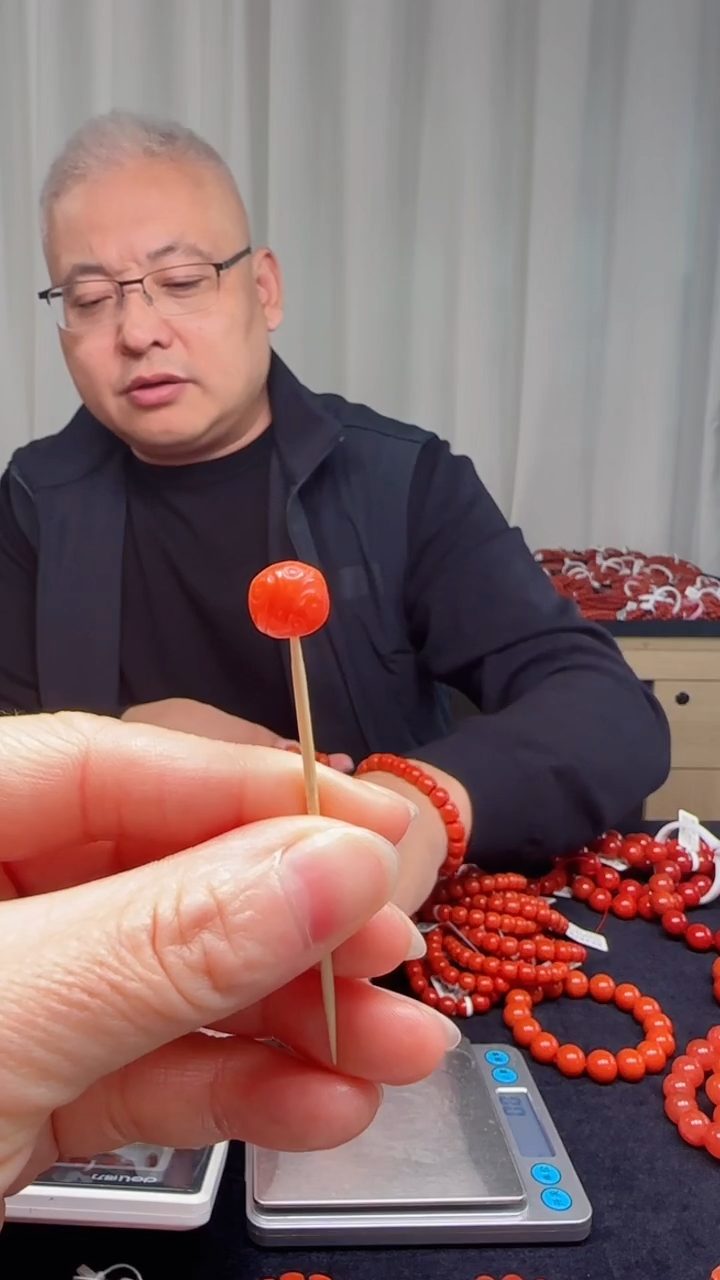 未镶嵌多样性发一件南红玛瑙10mm保山回纹珠