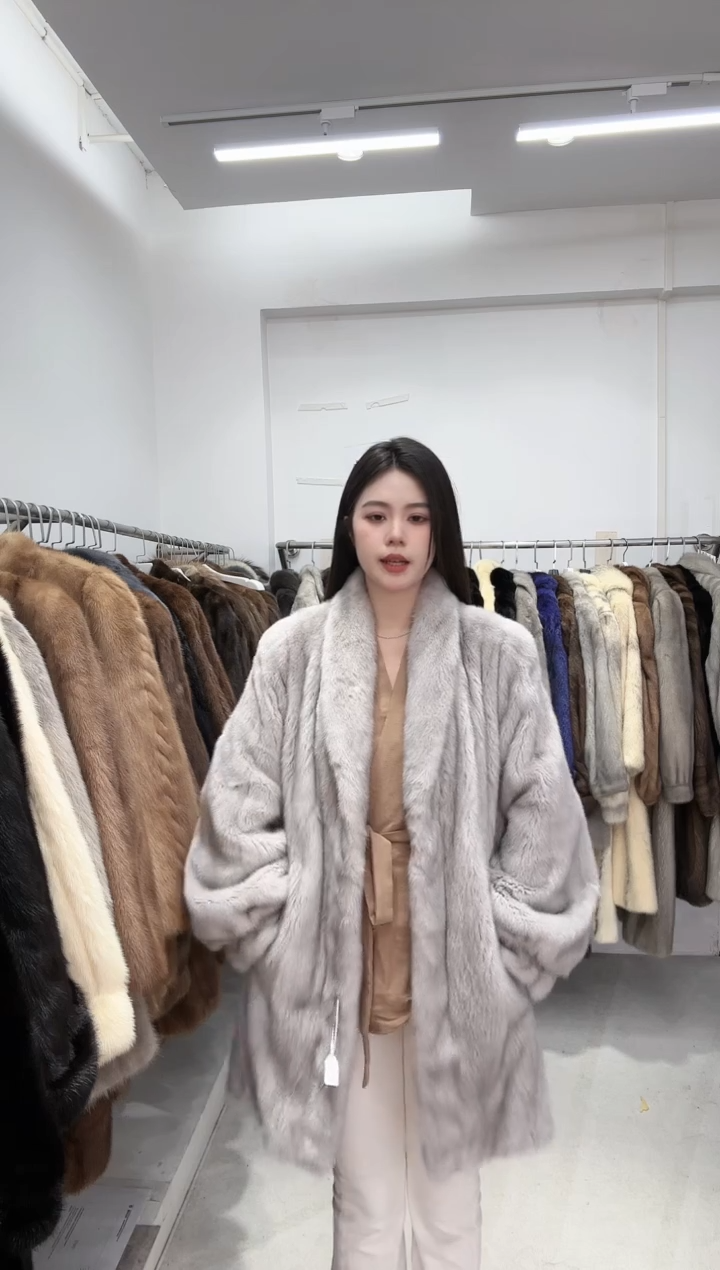 小橙子皮草进口中古貂