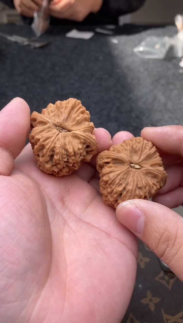 把件文玩核桃B300号44尺南疆石