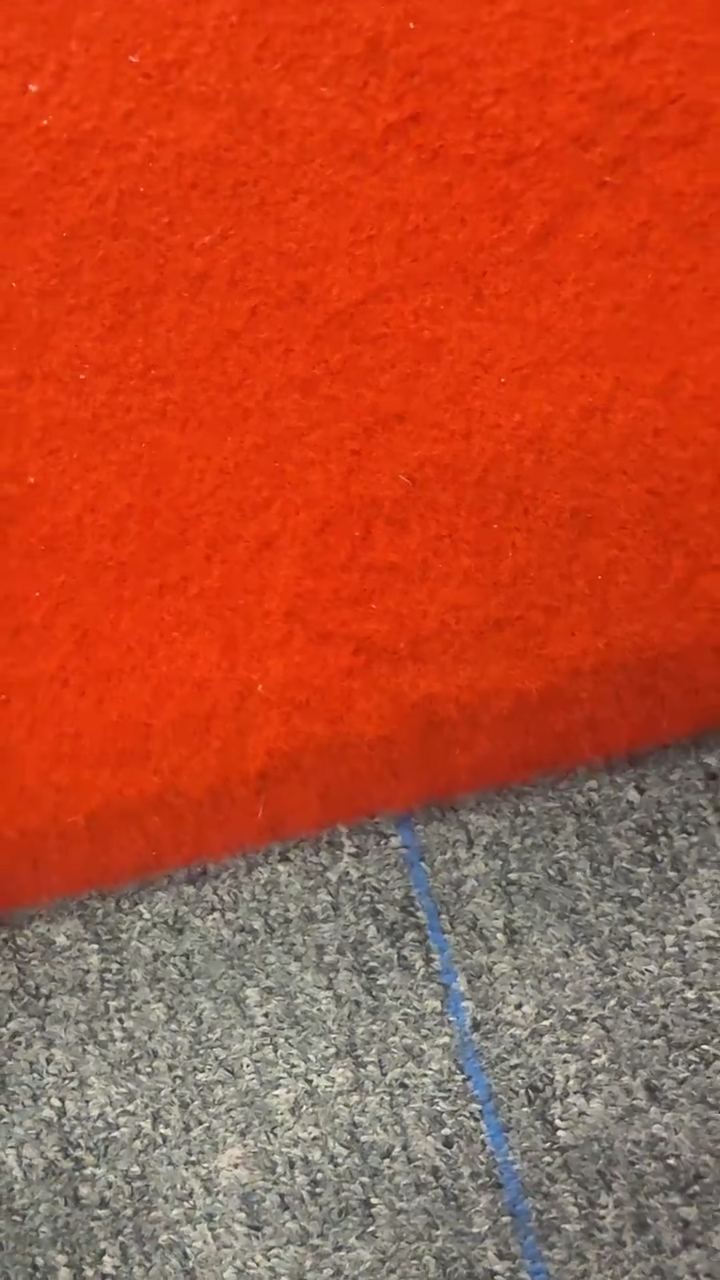 【闪购商品】金腰带整捆 豹子头2捆连号 银行保真