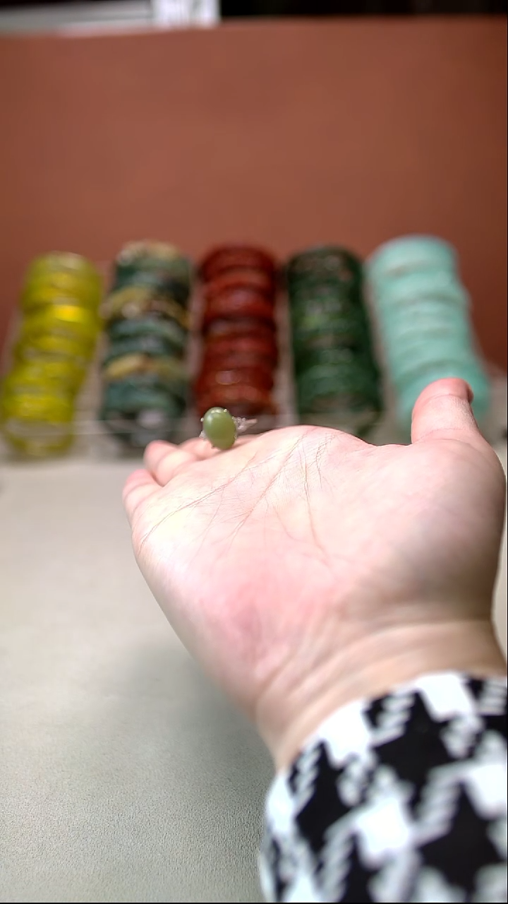 未镶嵌戒指和田玉1