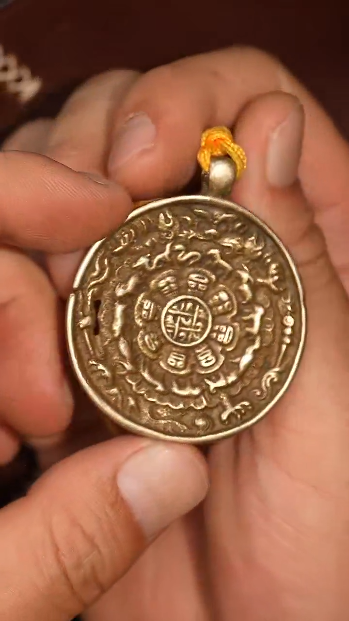 冲赛康胡子哥，藏传九宫八卦牌265