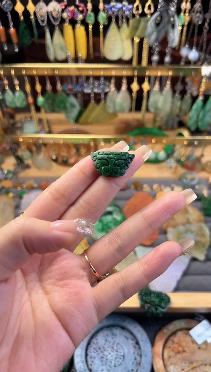 未镶嵌定制翡翠翡翠