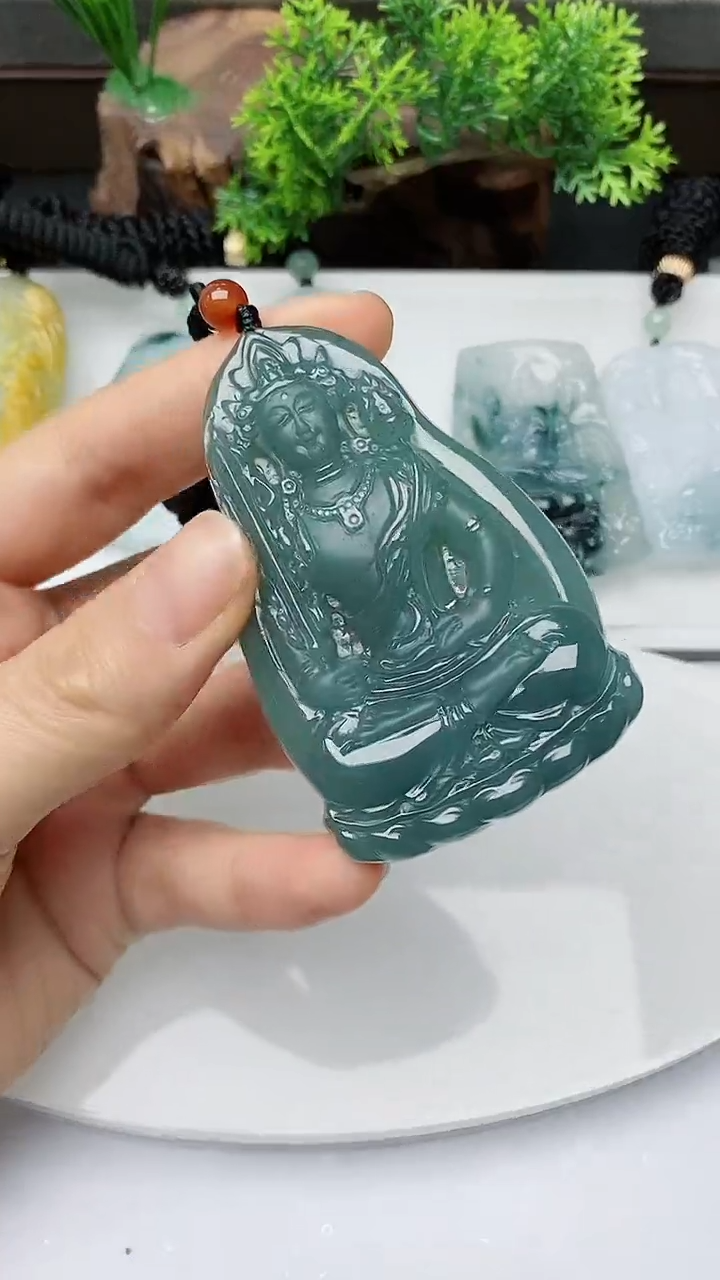 【闪购商品】翡翠颈饰未镶嵌