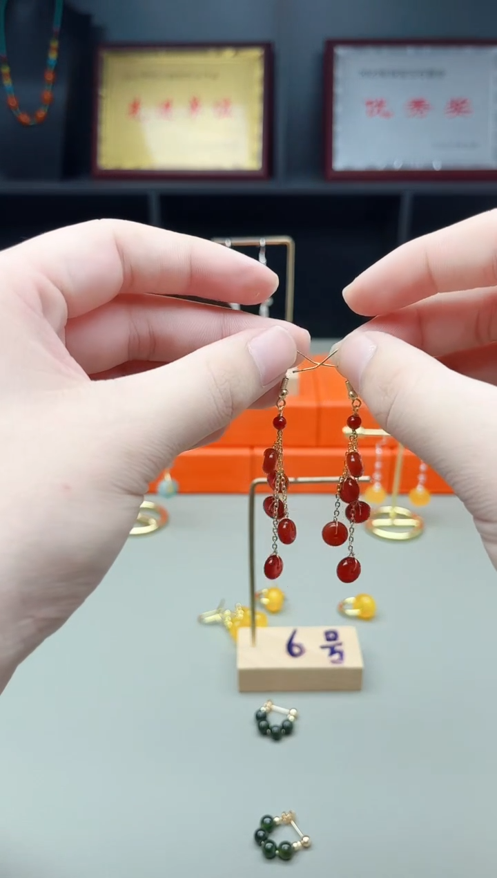 未镶嵌耳钉玛瑙/玉髓208