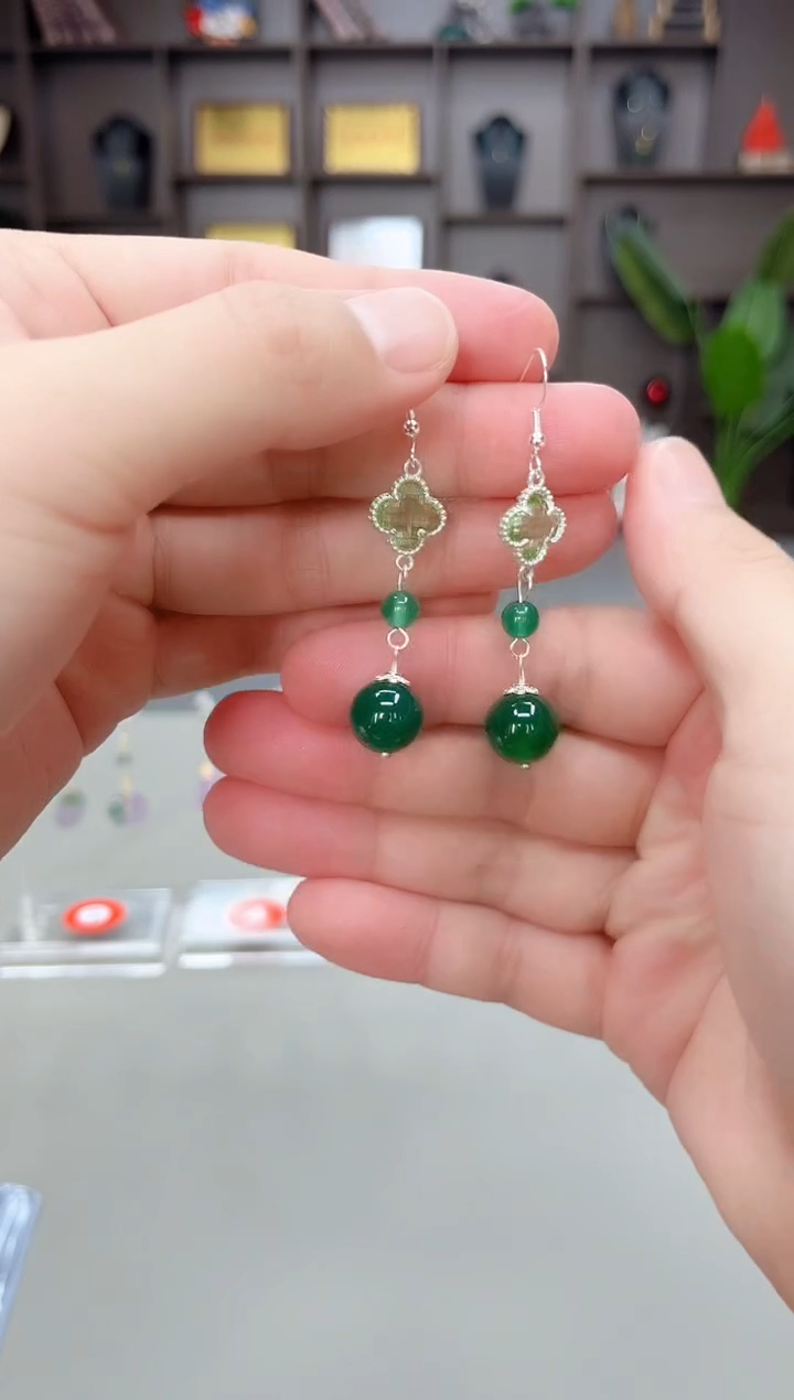 未镶嵌耳饰玛瑙/玉髓705000