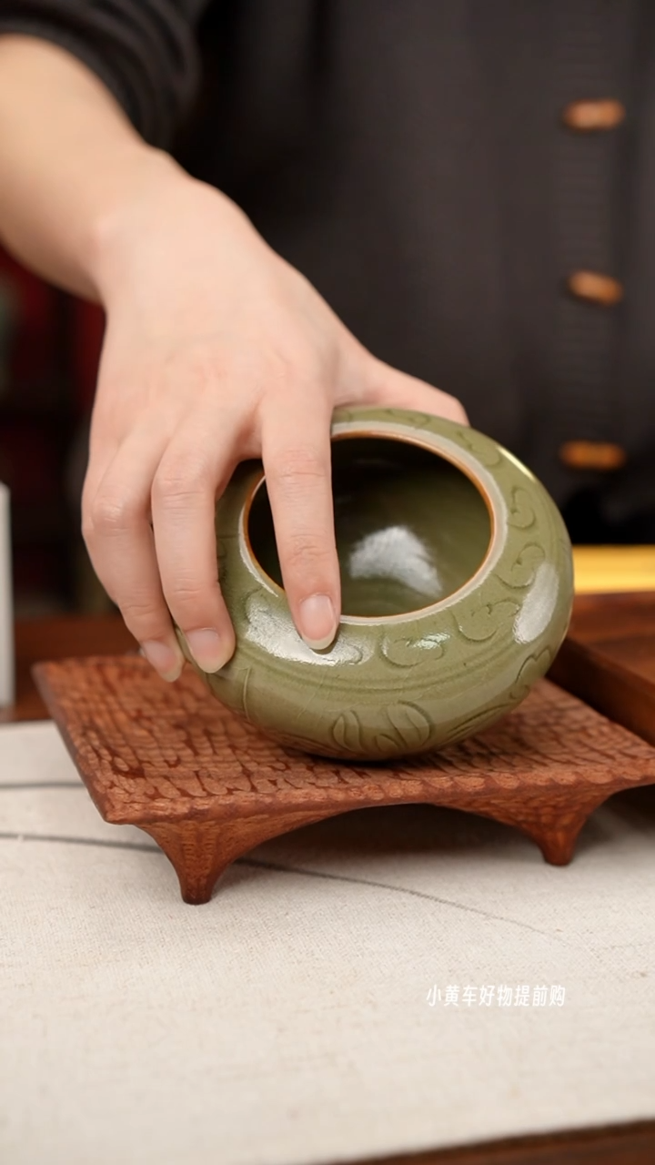 【闪购商品】摆件小师妹-钧瓷-信任