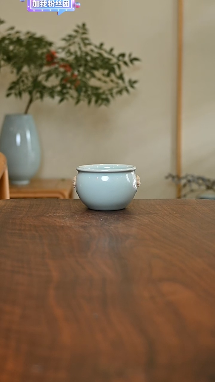 虎头缸杯 天青 微瑕 朱晓辉款