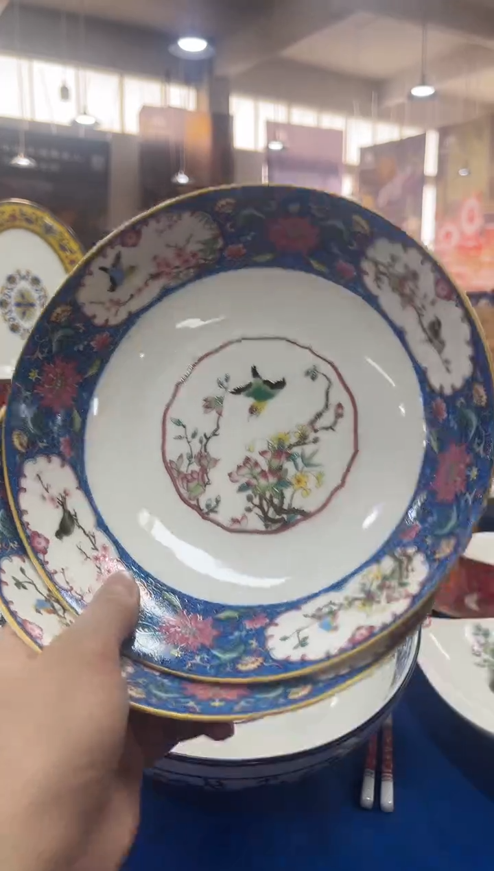 2个花鸟8英寸深盘-宝石蓝