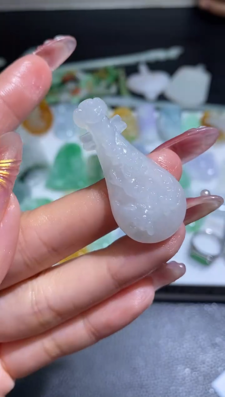 未镶嵌定制翡翠翡翠毛货~
