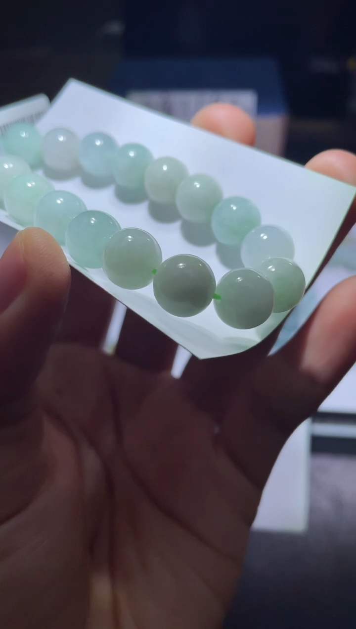 【闪购商品】翡翠手串未镶嵌翡翠
