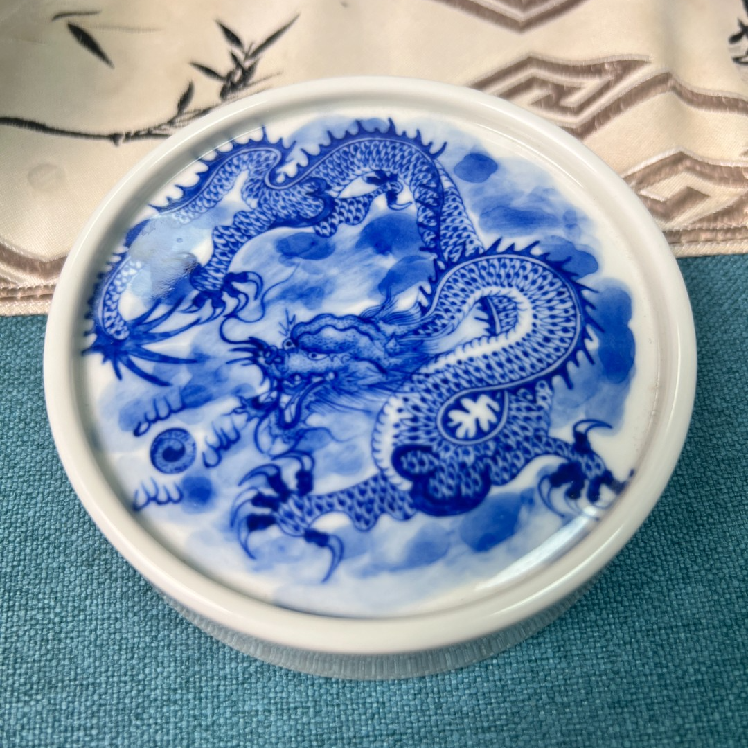 手工手绘青花瓷壶承-龙纹